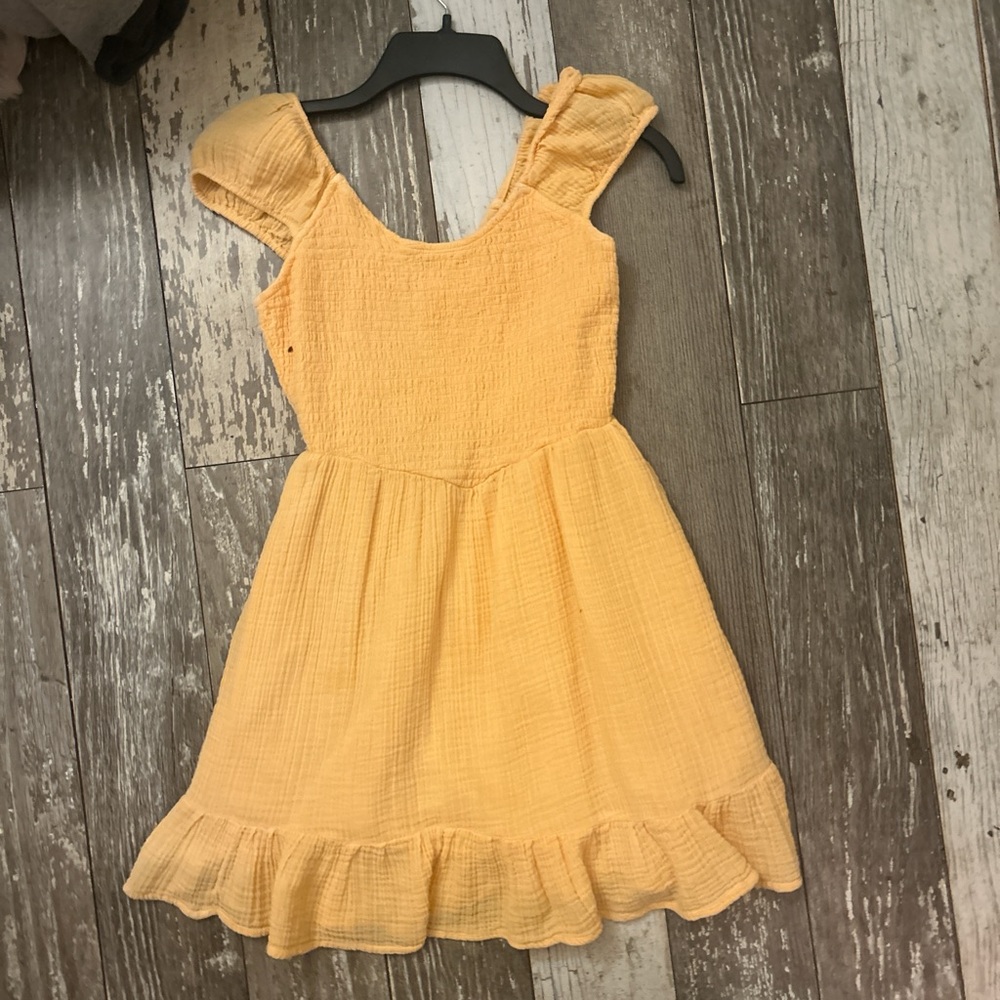 American Eagle Outfitters Peach Blouse